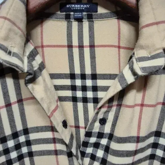 [BUNJANG] Burberry Classic Check Shirt - Size S / 버버리 정품 클레식 체크 셔츠 S