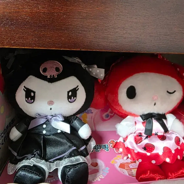 [BUNJANG] Sanrio Kuromi &amp; My Melody Strawberry Doll Set / 쿠로미 마이메로디 인형 세트 일괄 딸기 인형 산리오