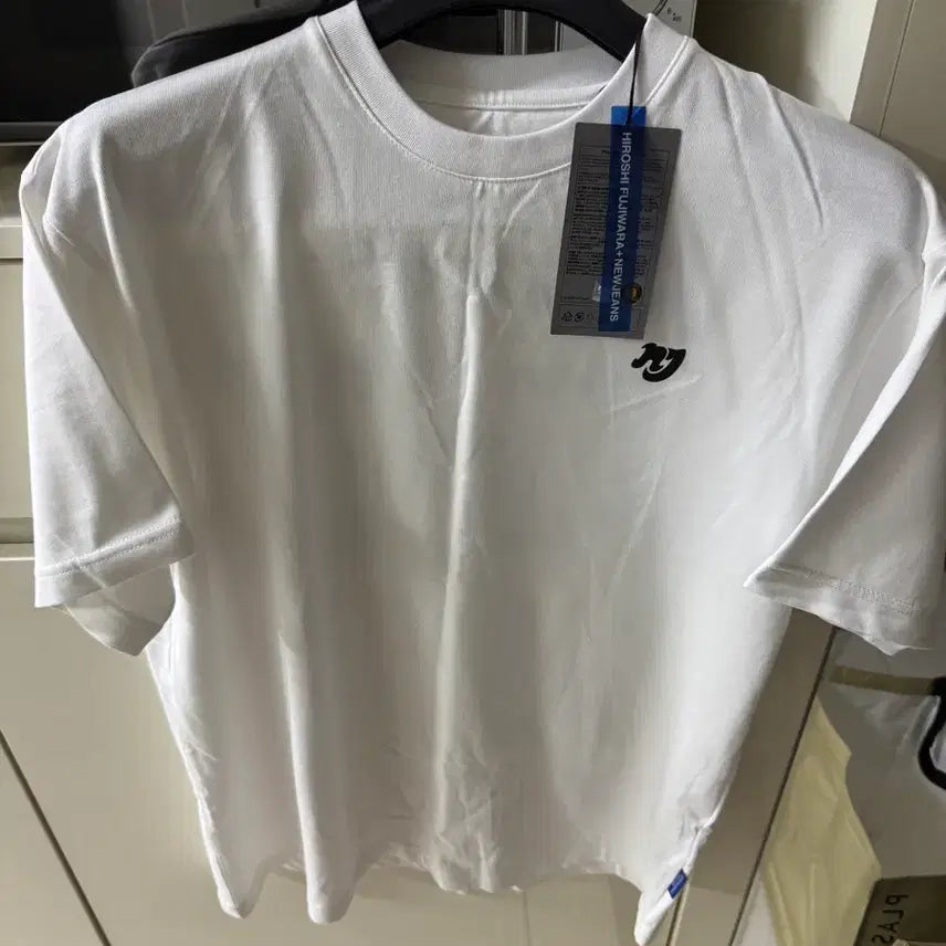 [BUNJANG] NewJeans Fujiwara Hiroshi Collaboration T-Shirt L Size / 뉴진스 후지와라 히로시 콜라보 티셔츠 L사이즈 새제품