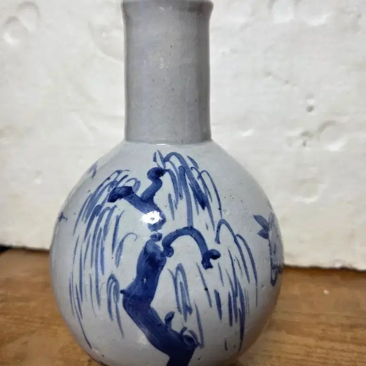 [BUNJANG] Blue-and-White Porcelain Figure Painting Vase / 청화백자 인물도 주병