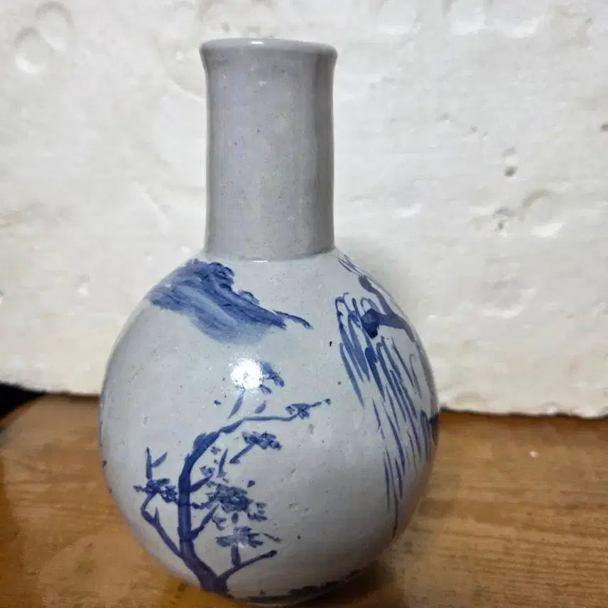[BUNJANG] Blue-and-White Porcelain Figure Painting Vase / 청화백자 인물도 주병