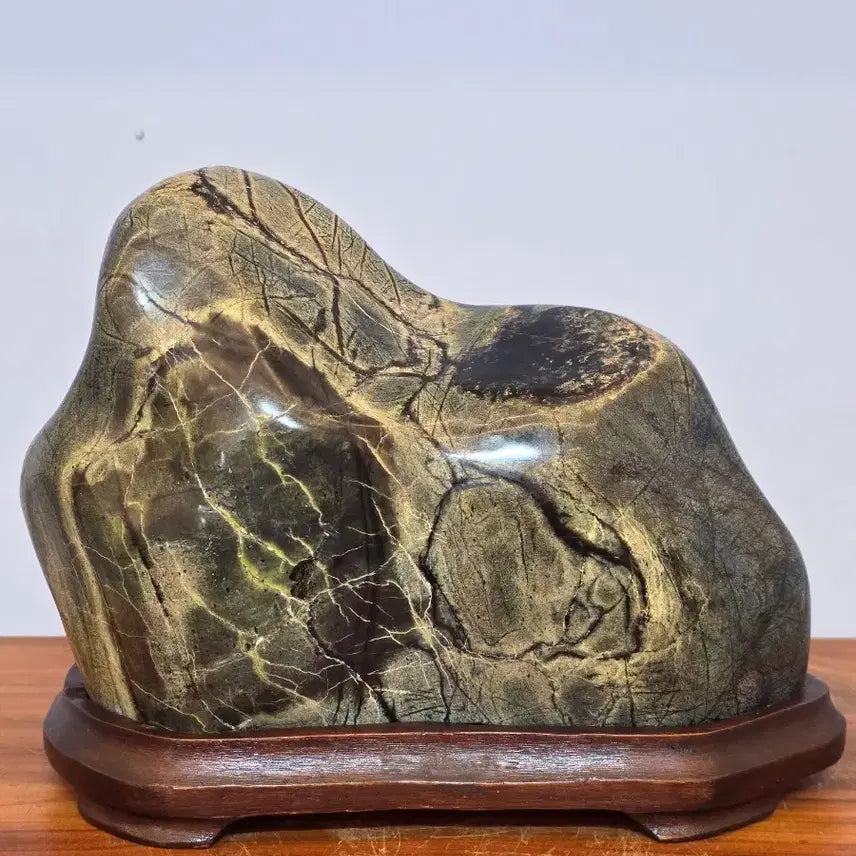 [BUNJANG] Carved Jade Stone Scholar Rock / 26052709 섬세한 문양의 옥 가공 수석 팝니다