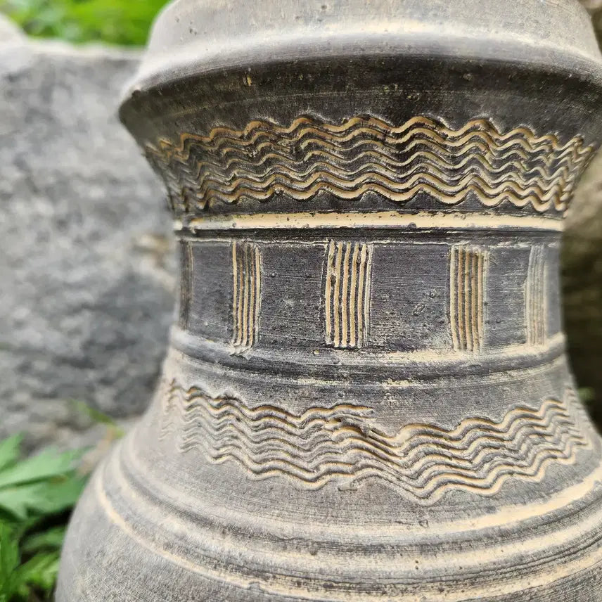 [BUNJANG] Unified Silla Pottery Long-Necked Jar / 통일신라 토기 장경호