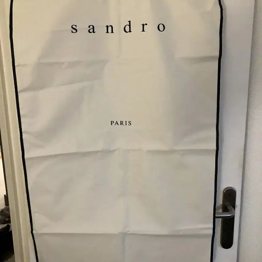 [SOLD OUT] sandro 산드로 가먼트백 옷커버 의류커버 의류케이스 더스트