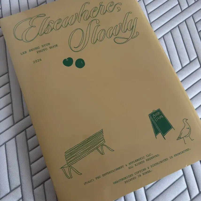 [BUNJANG] Lee Seung Hyub 2026 Photobook (Sealed) / 이승협 2026 포토북 미개봉 양도