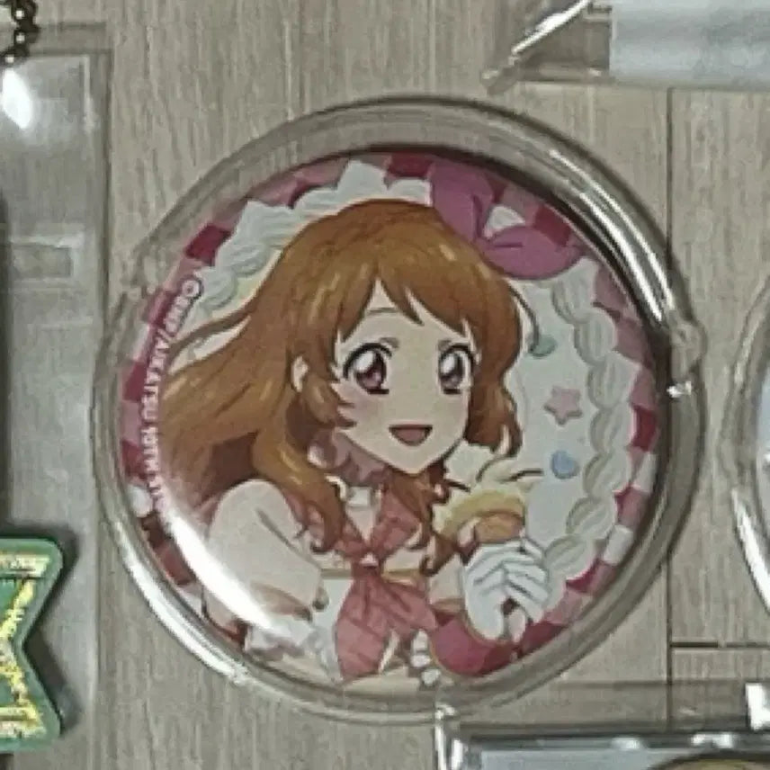 [BUNJANG] Aikatsu Akari Ponpon Crepe Badge / 아이카츠 아카리 퐁퐁크레페 뱃지