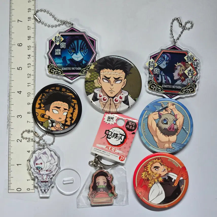 [BUNJANG] Demon Slayer Character Goods Bundle Set / 귀멸의 칼날 캐릭터 굿즈 세트 일괄