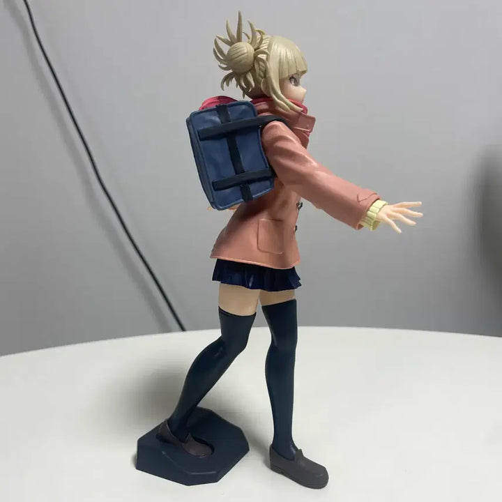 [BUNJANG] My Hero Academia Himiko Toga Double Coat Figure / 단순전시)히로아카 토가 히미코 더블코트 피규어