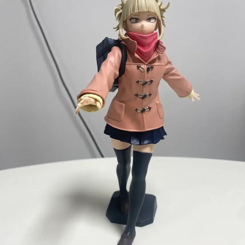 [BUNJANG] My Hero Academia Himiko Toga Double Coat Figure / 단순전시)히로아카 토가 히미코 더블코트 피규어