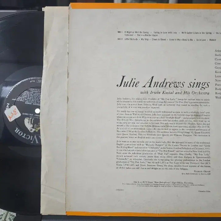 [BUNJANG] Julie Andrews Julie Andrews Sings LP (US Original Pressing) / 줄리 앤드류스_Julie Andrews Sings_LP(US)