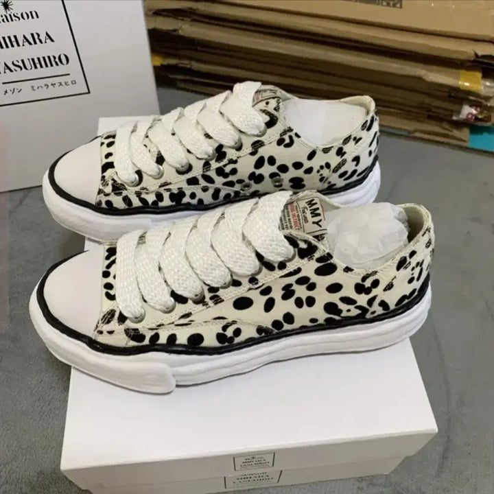 [BUNJANG] Mihara Peterson Animal Pattern Sneakers / 미하라 피터슨 애니멀 스니커즈