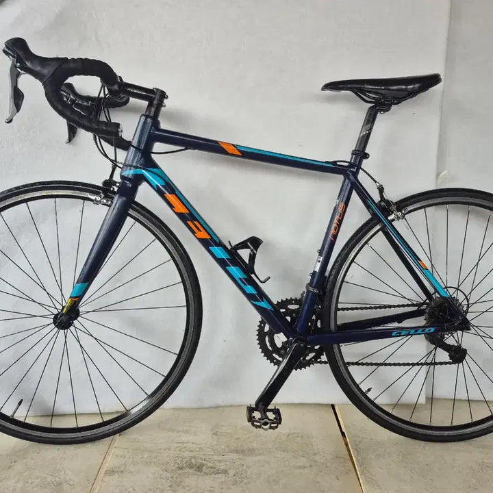 [BUNJANG] 2020 Cello Notus 1 Entry-Level Road Bike / 2020년형 첼로 노터스 1 (CELLO Notus 1) 입문용 로드 자