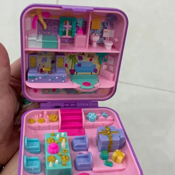 [BUNJANG] Polly Pocket 30th Anniversary Party Time Surprise Playset / 택포)폴리포켓 30주년 파티타임 서프라이즈 팝니다