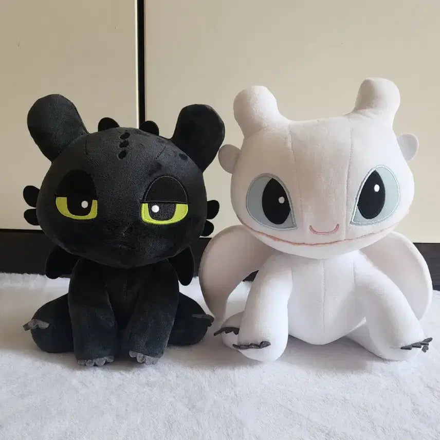 [BUNJANG] How to Train Your Dragon Toothless &amp; Light Fury Plush Bundle Set / 드래곤 길들이기 드길 투슬리스 라이트퓨리 인형 일괄