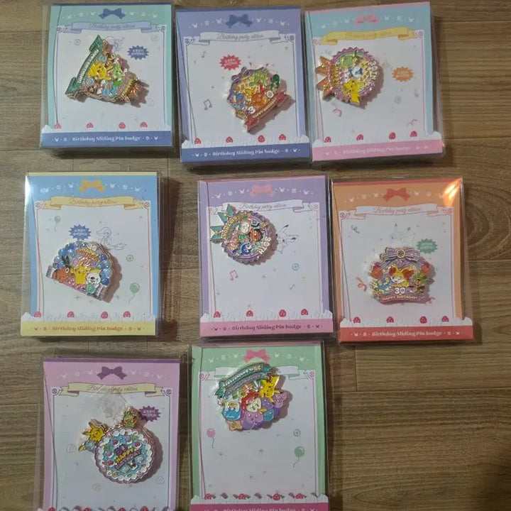 [BUNJANG] Pokemon 30th Anniversary Birthday Party Edition Sliding Pin Badge Set (Generation 2-9) / 포켓몬 30주년 벌스데이 파티 에디션 슬라이딩 핀뱃지 2~9 세대  판매