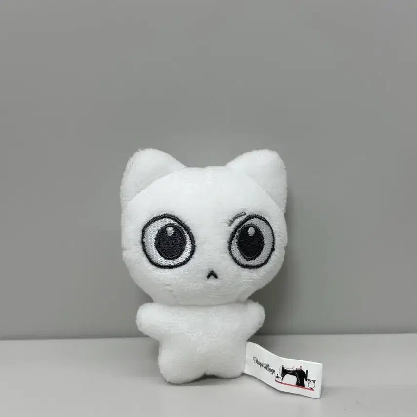 [BUNJANG] BOYNEXTDOOR SungHo Yeppinyan Plush / 보이넥스트도어 보넥도 성호 예삐냥