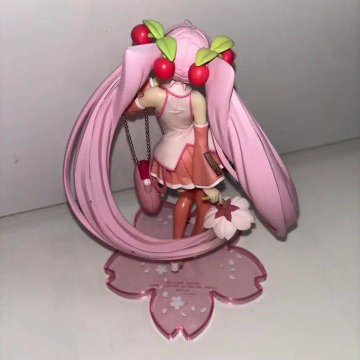 [BUNJANG] Sakura Miku Figure with Kamagochi Keychain / 사쿠라미쿠 피규어