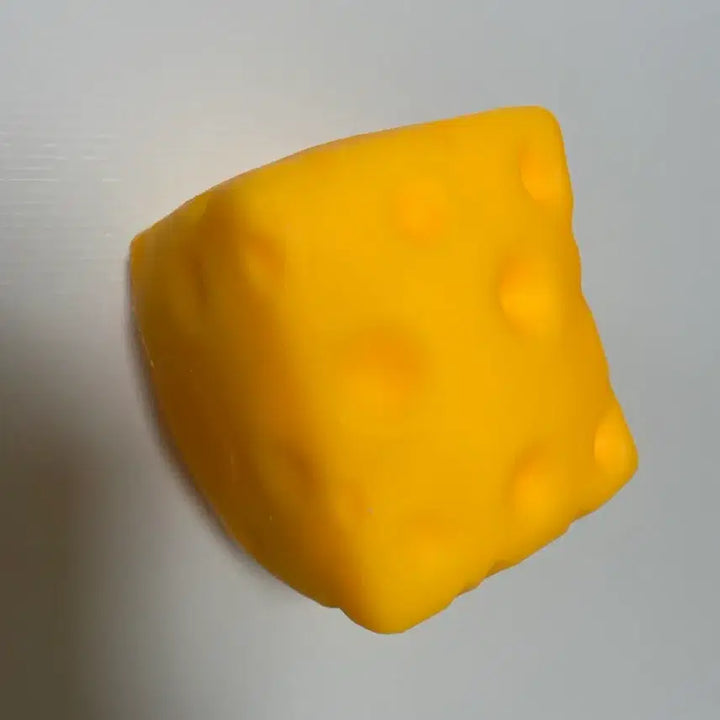 [BUNJANG] Mega Size Chewy Cheese Squishy Toy / 새상품 메가 사이즈 꾸덕 치즈 말랑이 슬랑이