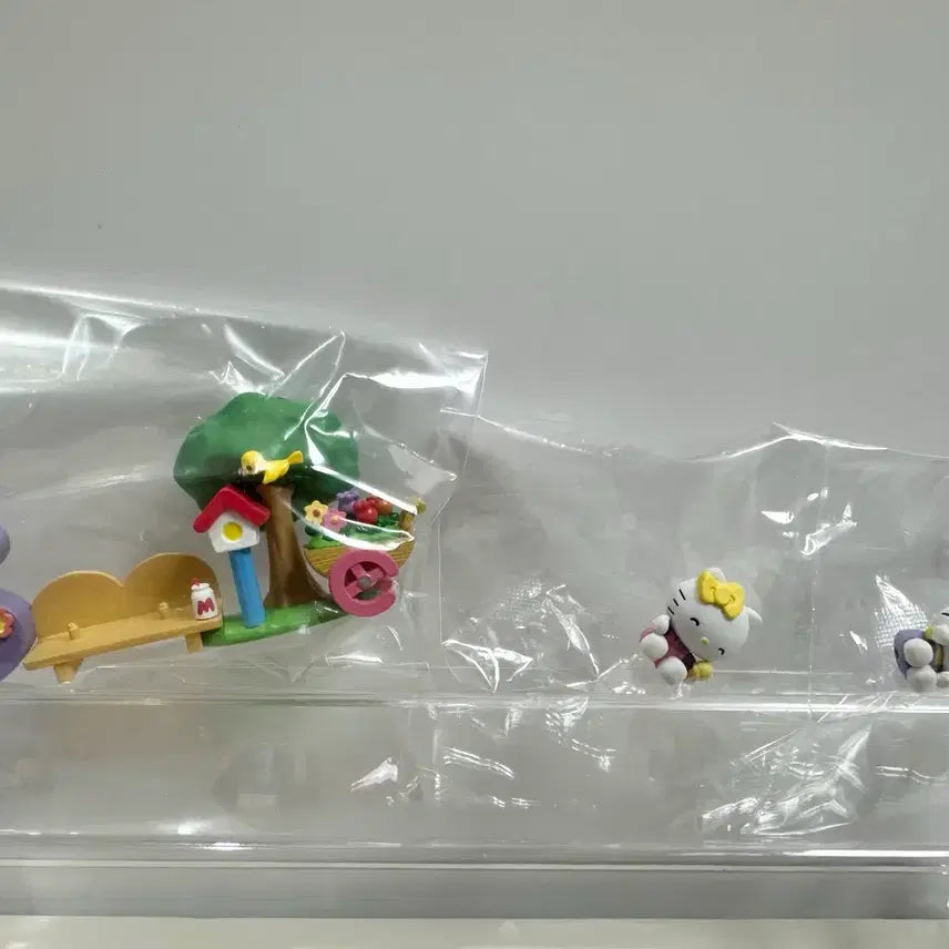 [BUNJANG] Sanrio Hello Kitty Wars Collection Figure Random / 키티 워즈컬렉션 리멘트 피규어 랜덤