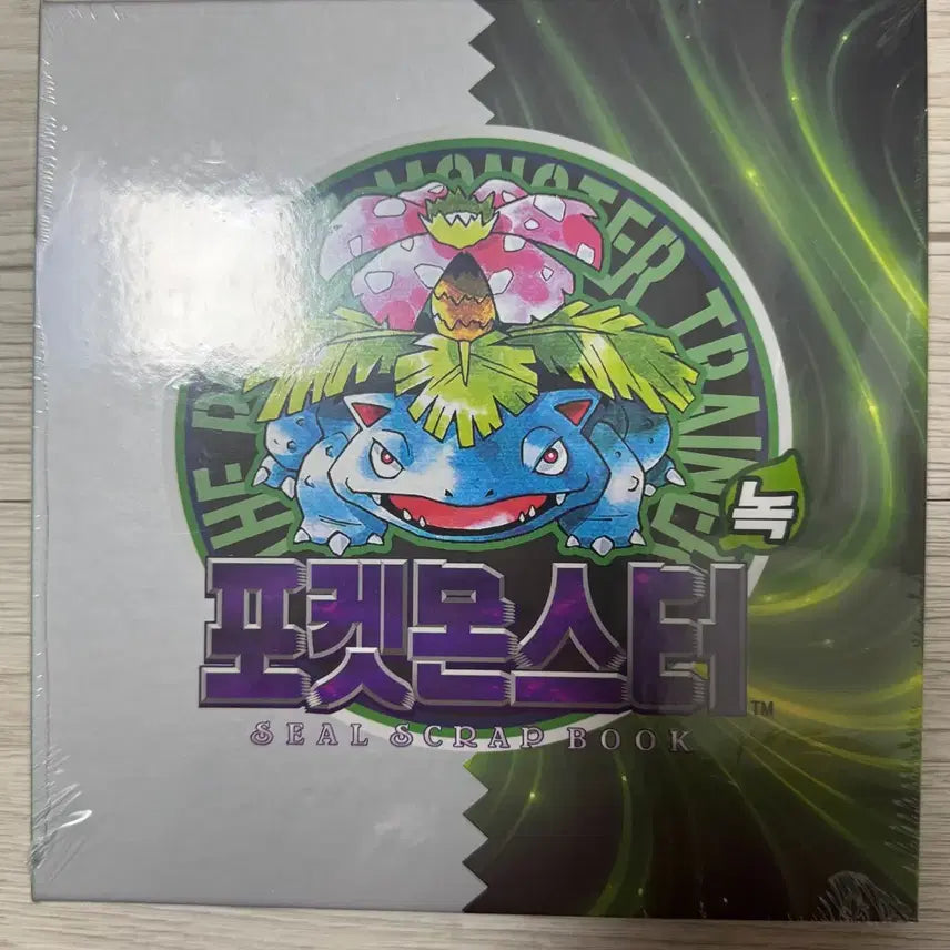 [BUNJANG] Pokemon 30th Anniversary Bulbasaur Tteubiseal Book / 포켓몬스터 30주년 이상해꽃 띠부씰북 팝니다.