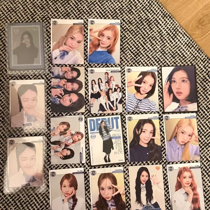 [BUNJANG] Terreca Hearts to Hearts Photocard Bundle Set + Jiwoo Promo Card + Poster / 테레카 하츠투하츠 포토카드 일괄 + 지우 프로모션 카드 + 포스터