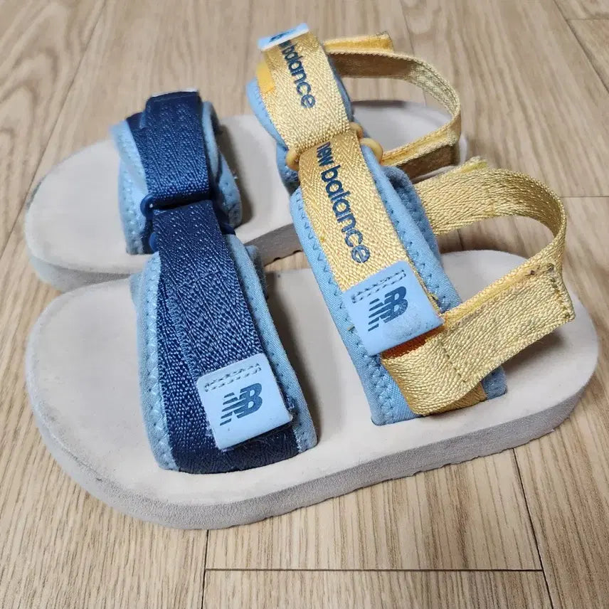 [SOLD OUT] 뉴발란스 키즈 아동용 샌들 170