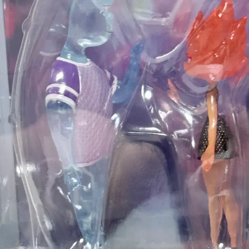 [BUNJANG] Pixar Happy Kuji Elemental "E" Prize Sealed Figure / 픽사 해피쿠지 e상 엘리멘탈 피규어 미개봉