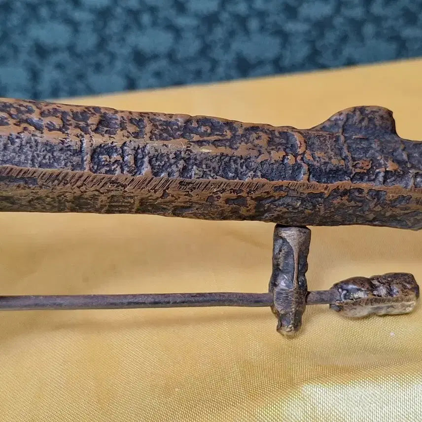 [BUNJANG] Vintage European "One-Eyed Captain" Pistol / 빈티지 유럽 애꾸눈선장 권총