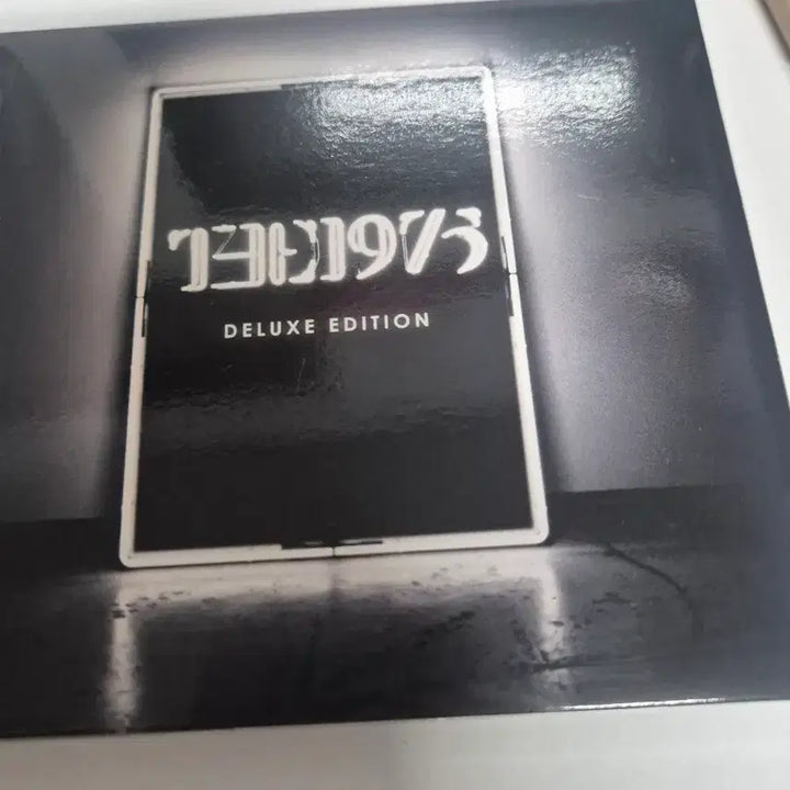 [BUNJANG] The 1975 Deluxe Edition Album / The 1975 디럭스 에디션 앨범