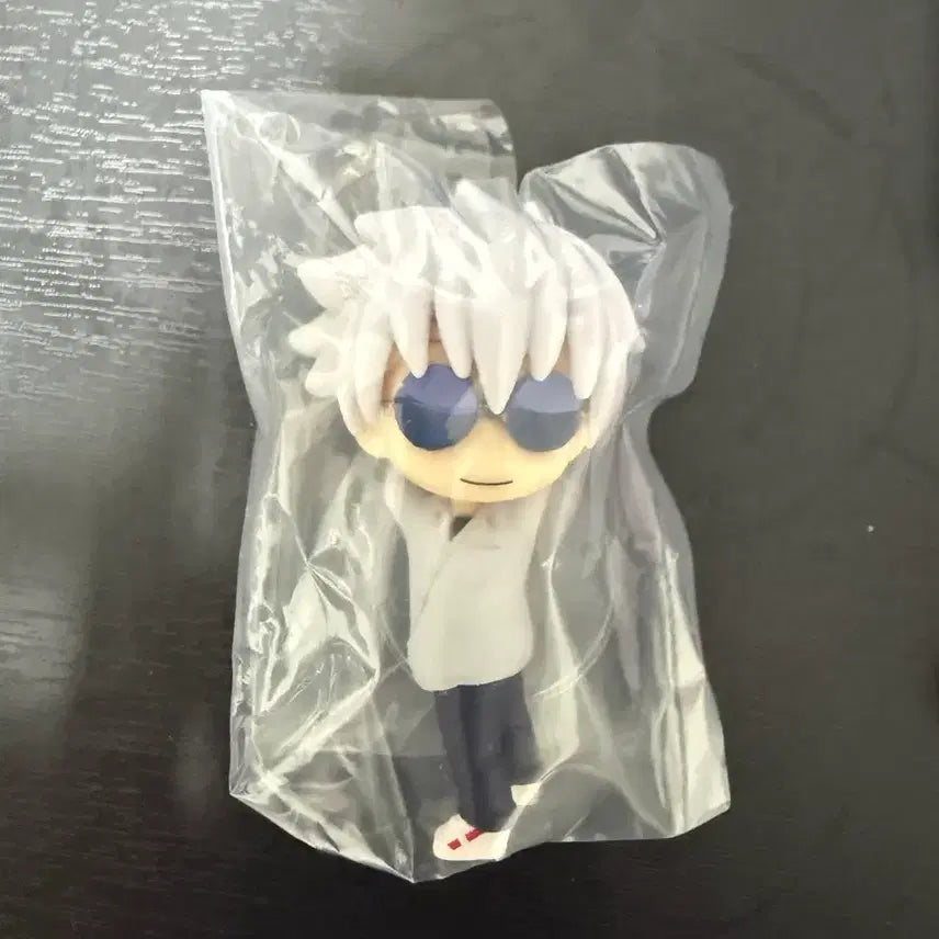 [BUNJANG] Jujutsu Kaisen Gojo Satoru Looking Back Gacha Figure / 주술회전 뒤돌아봐요 가챠 고죠