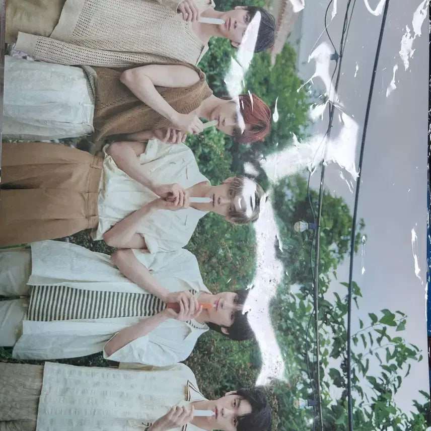 [BUNJANG] TXT 2022 Midsummer Jeju Photobook / 투바투 2022 미드썸머 제주포토북