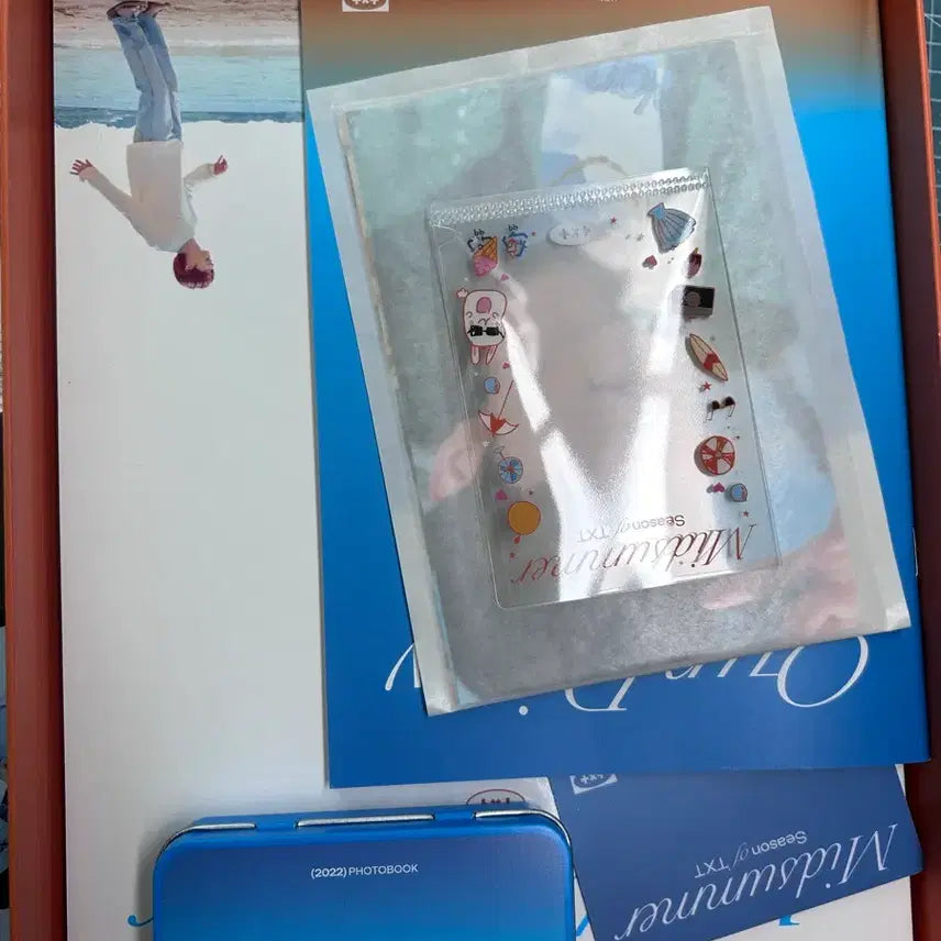 [BUNJANG] TXT 2022 Midsummer Jeju Photobook / 투바투 2022 미드썸머 제주포토북