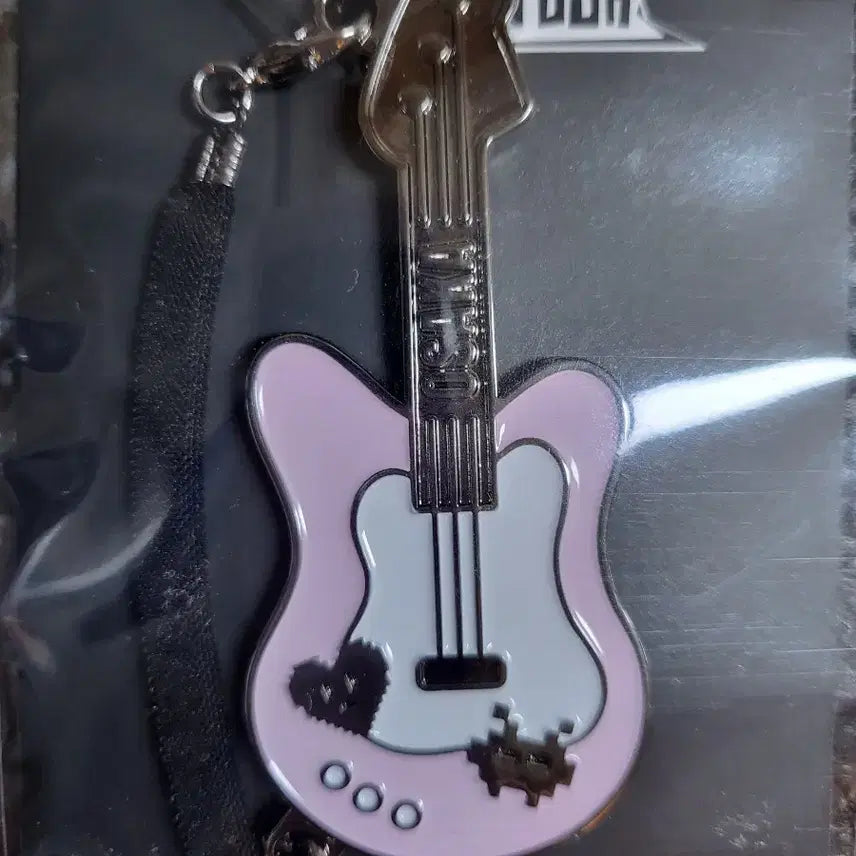 [BUNJANG] BTS Jin Guitar Keychain / 