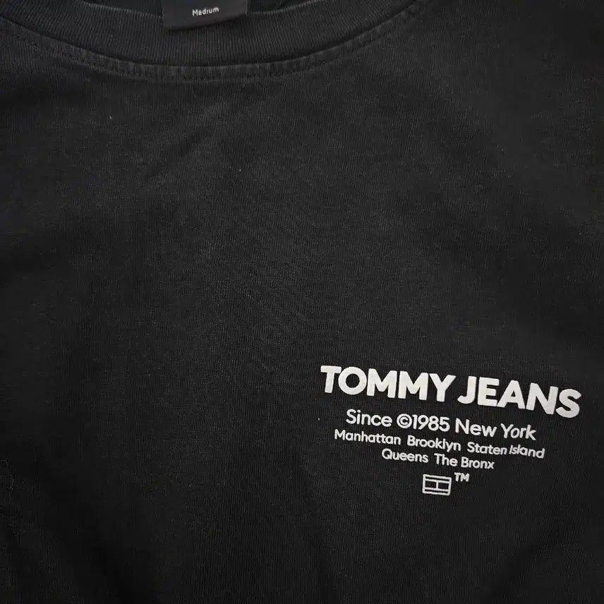 [BUNJANG] Tommy Hilfiger Washed Black T-Shirt M / 타미 워시드 블랙 티셔츠 M