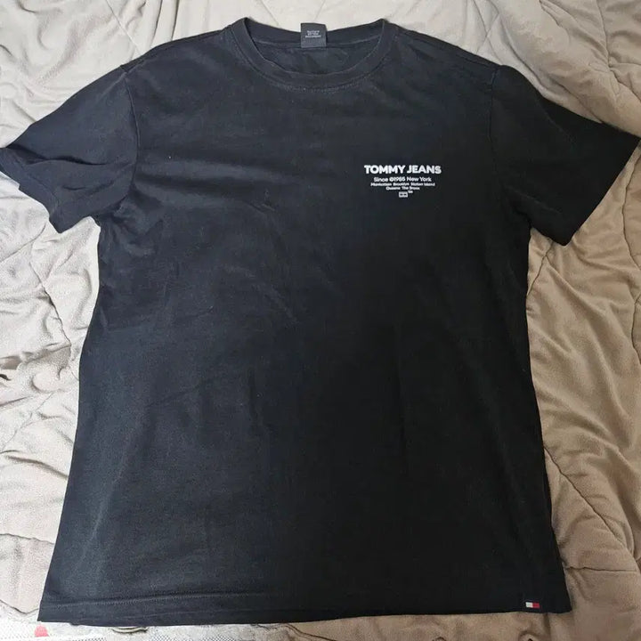 [BUNJANG] Tommy Hilfiger Washed Black T-Shirt M / 타미 워시드 블랙 티셔츠 M