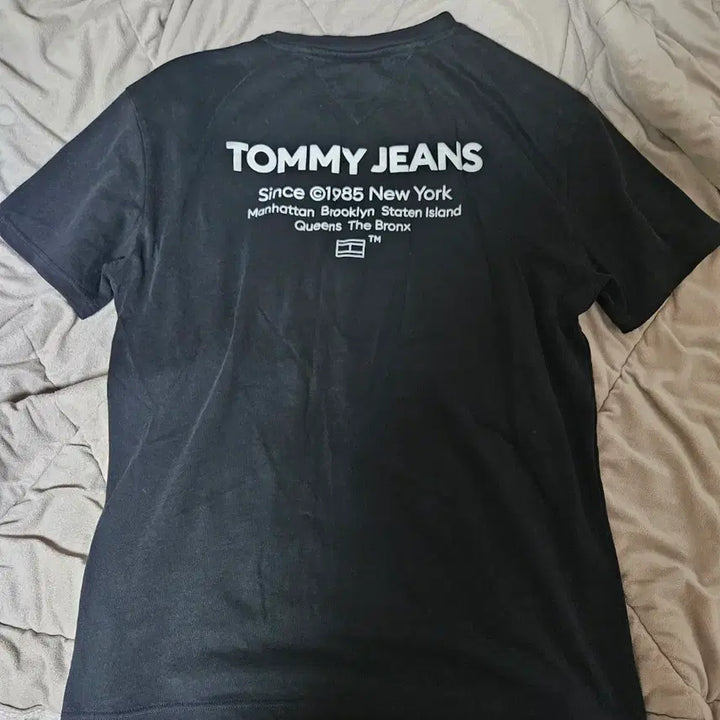 [BUNJANG] Tommy Hilfiger Washed Black T-Shirt M / 타미 워시드 블랙 티셔츠 M