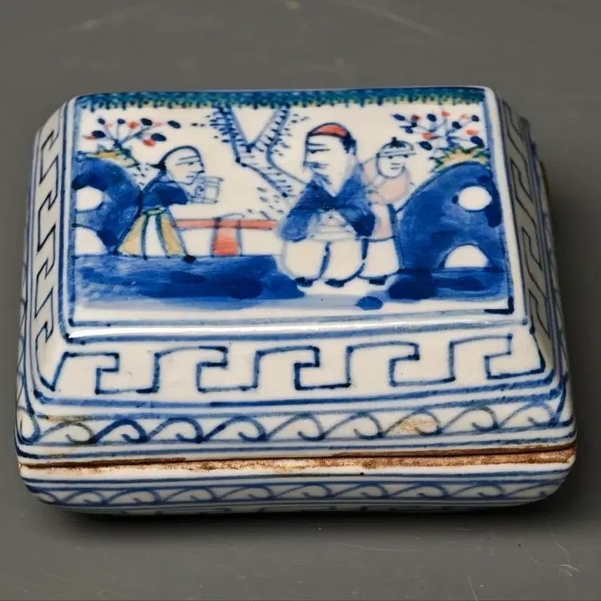 [BUNJANG] Joseon Dynasty Celadon Porcelain Figural Square Box Antique Chinese Ceramic / 민국 청화백자 인물문 사각함 중국도자기 골동품 고미술품 수집품