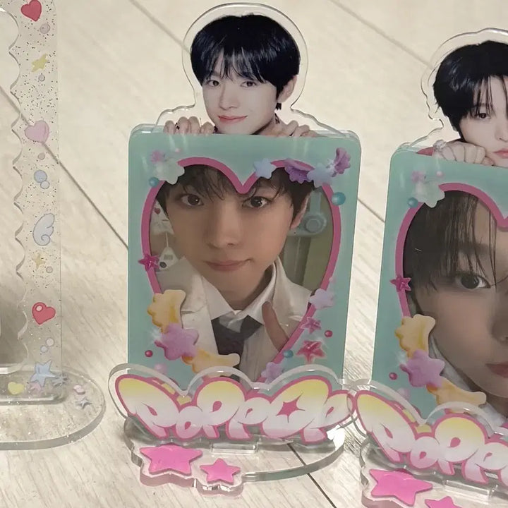 [BUNJANG] NCT WISH Riku Yushi Acrylic Stand Bundle Set with Photocard / 엔시티위시 리쿠 유우시 아크릴 스탠드(2개일괄 포카포함)