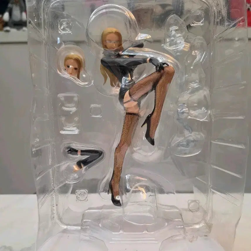 [BUNJANG] POP Toys Khalifa Unsealed Figure / pop 칼리파 개봉품(정품