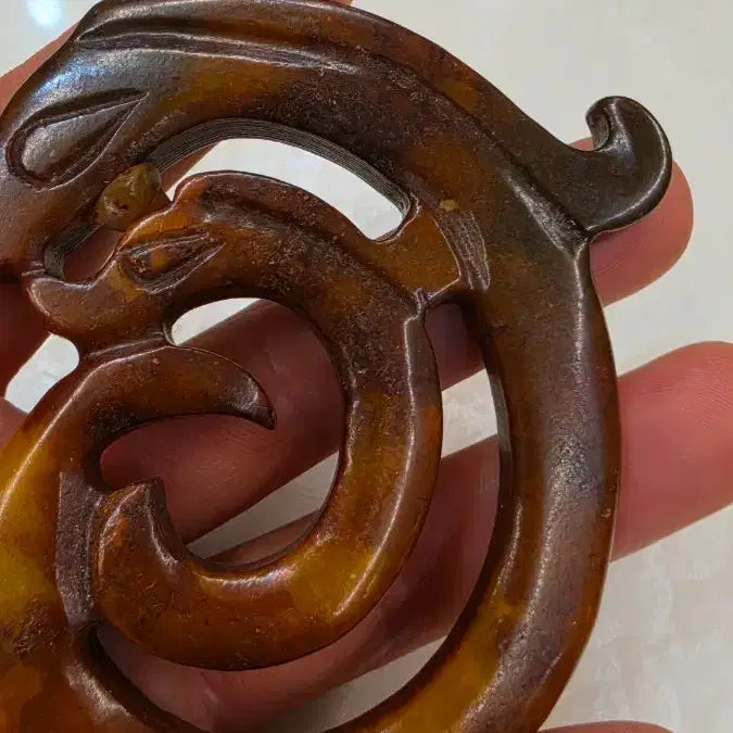 [BUNJANG] Hongshan Culture Jade Dragon Mother Sculpture / 고옥에강옥 홍산문화옥 시룡모성애 0527