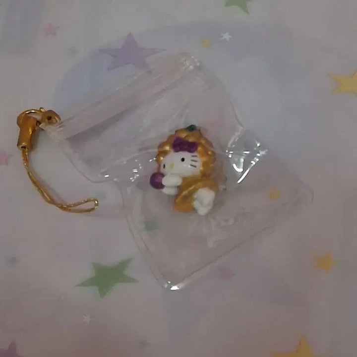 [BUNJANG] Sanrio Golden Grape Kitty Strap / 고전 산리오 금색 황금 포도알 포도 키티스트랩
