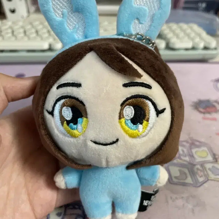 [BUNJANG] NewJeans Murakami Collaboration Minji Plush Doll / (급처) 뉴진스 무라카미 콜라보 민지 인형