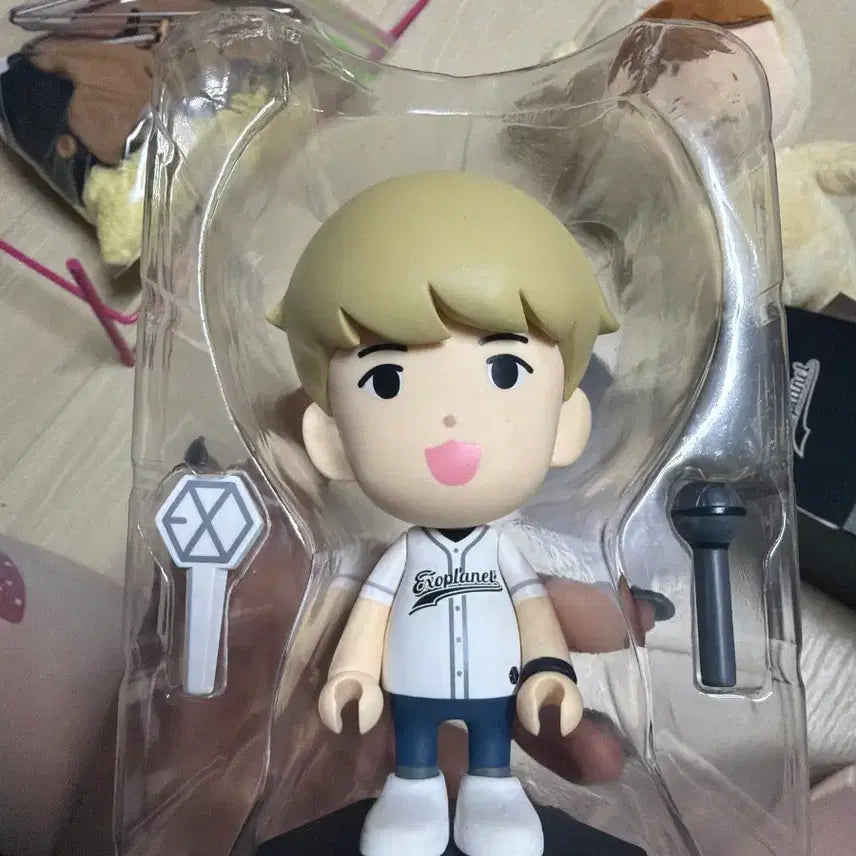 [BUNJANG] EXO Baekhyun Figure / 엑소 백현 피규어 EXO