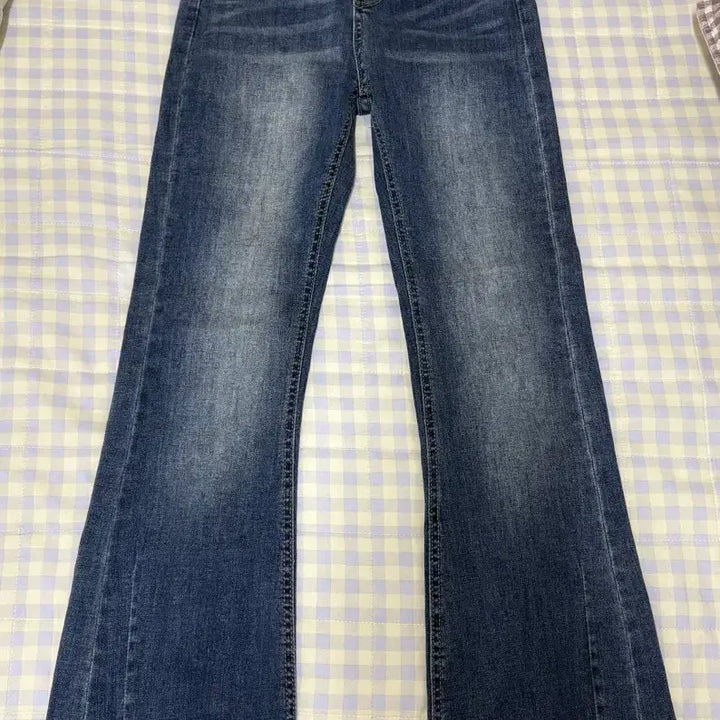 [SOLD OUT] 밴딩 트임 슬릿 부츠컷 청바지 S 사이즈