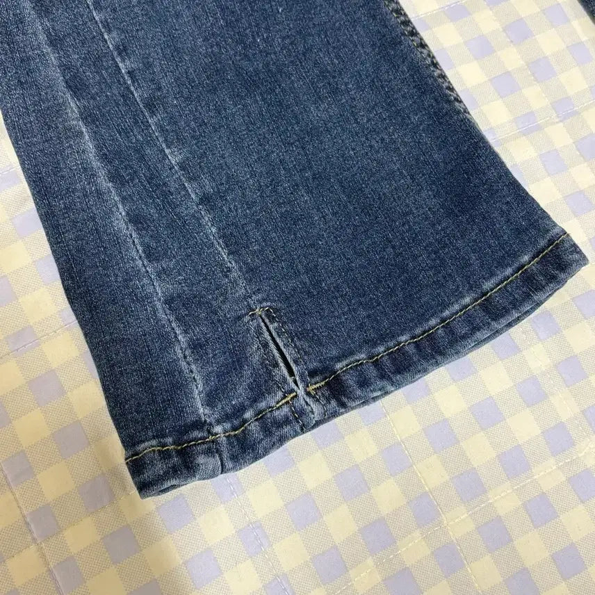 [SOLD OUT] 밴딩 트임 슬릿 부츠컷 청바지 S 사이즈
