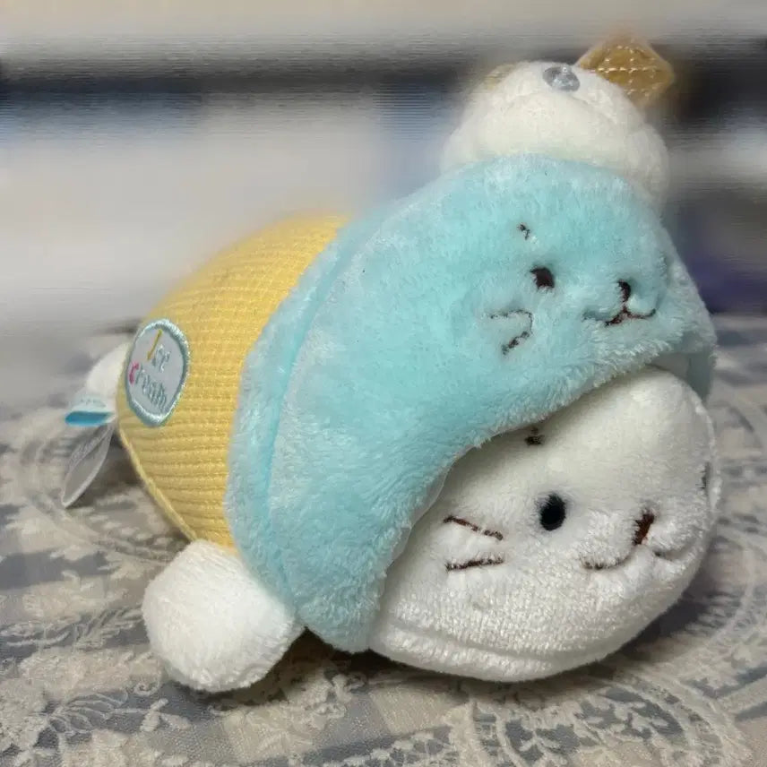 [BUNJANG] Ice Cream Shirotan Plush / 아이스크림 시로탄 인형