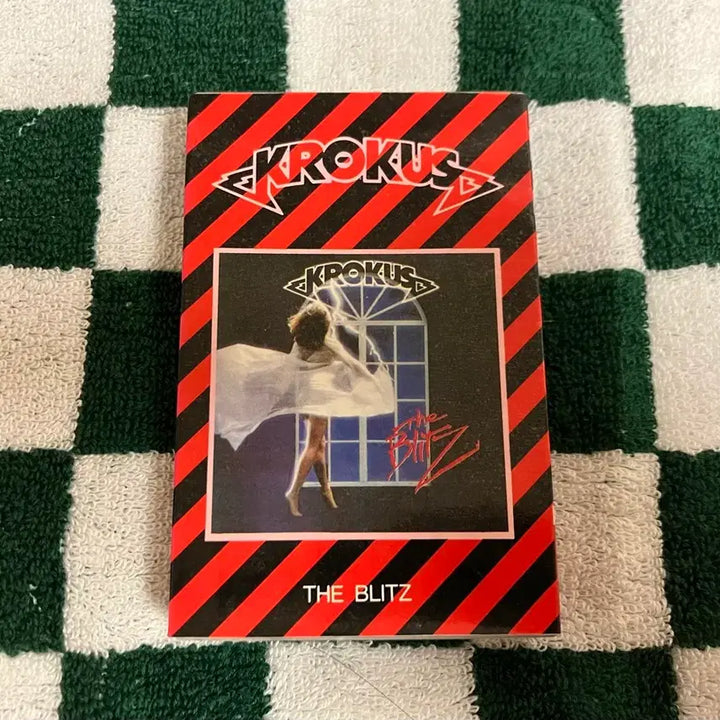[BUNJANG] Crocus The Blitz 80s Cassette Tape / 80년대 크로커스 The Blitz 카세트테이프