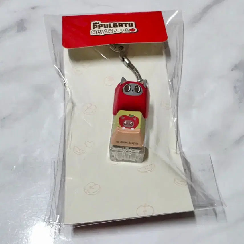 [BUNJANG] TXT Taehyun Batang Cat Keycap Keyring (Sealed) / (태현) 뿔바투 다고냥 키캡 키링 Keycap Keyring