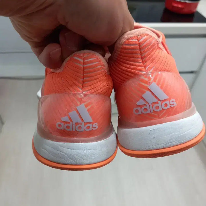 [BUNJANG] Adidas Ubersonic 3 Tennis Shoes Badminton Shoes (235mm) / 아디다스 우버소닉3 테니스화 배드민턴화  235