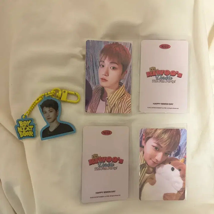 [BUNJANG] Ryuu Lucky Draw Photocard Holder &amp; Birthday Photocard Set / 리우럭키드로우키링+2025리우생일포카
